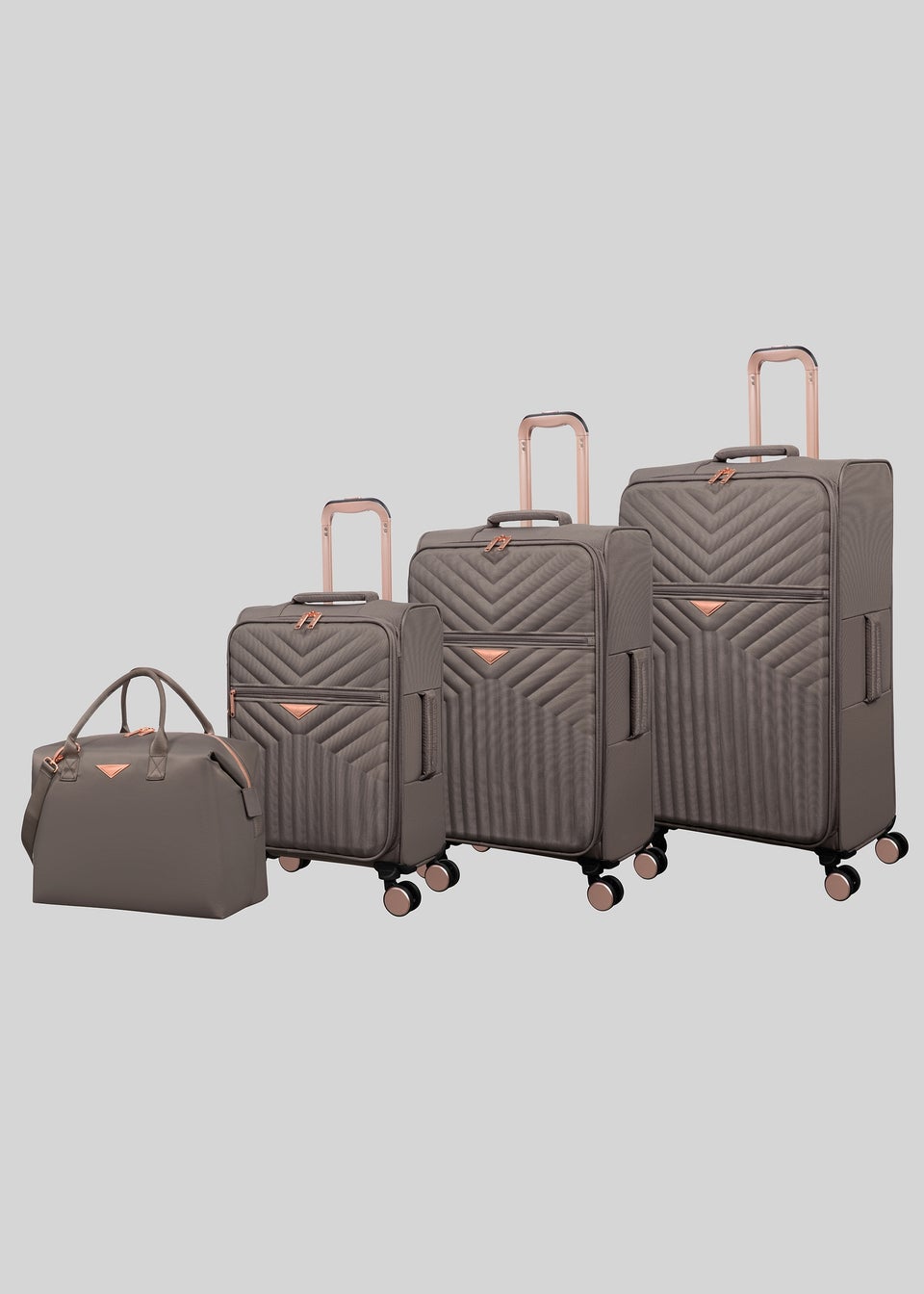 IT Luggage Rock Brown Desirable Soft Suitcase