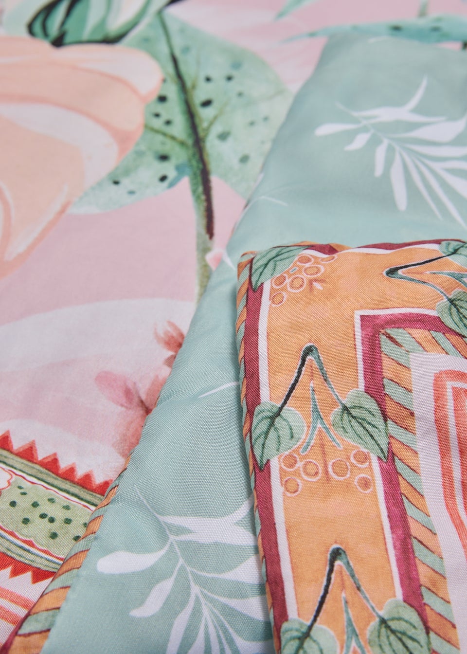 Hot House Print Bedspread