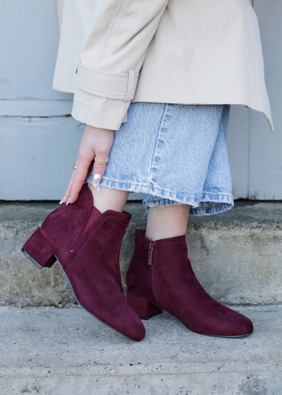 Linzi Manor Burgundy Faux Suede Block Heeled Ankle Boot