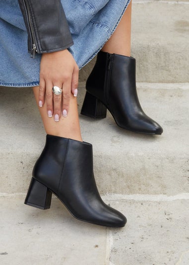 Linzi Alba Wide Fit Black Faux Leather Block Heeled Ankle Boot