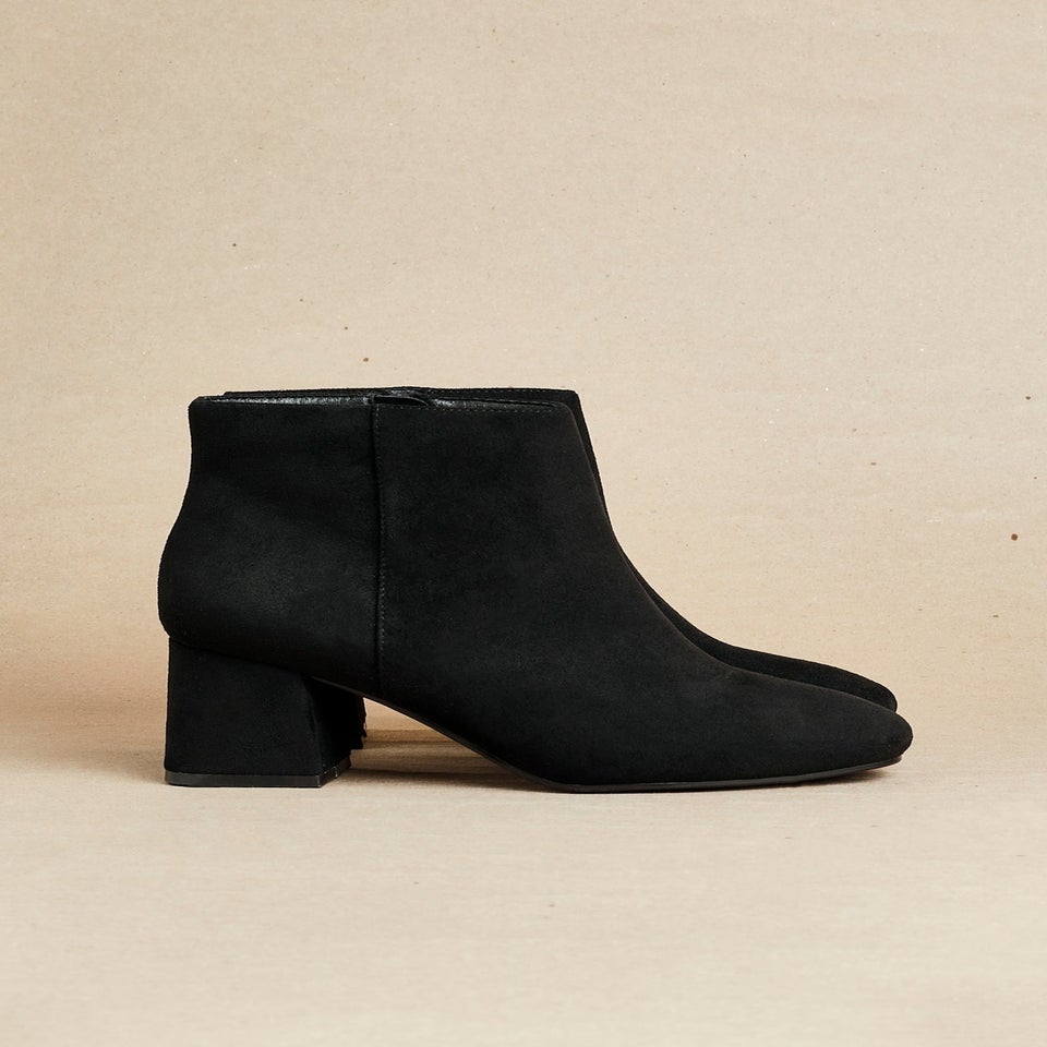 Linzi Alba Wide Fit Black Suede Block Heeled Ankle Boot
