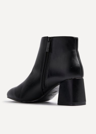 Linzi Verse Black Faux Leather Block Heel Ankle Boot
