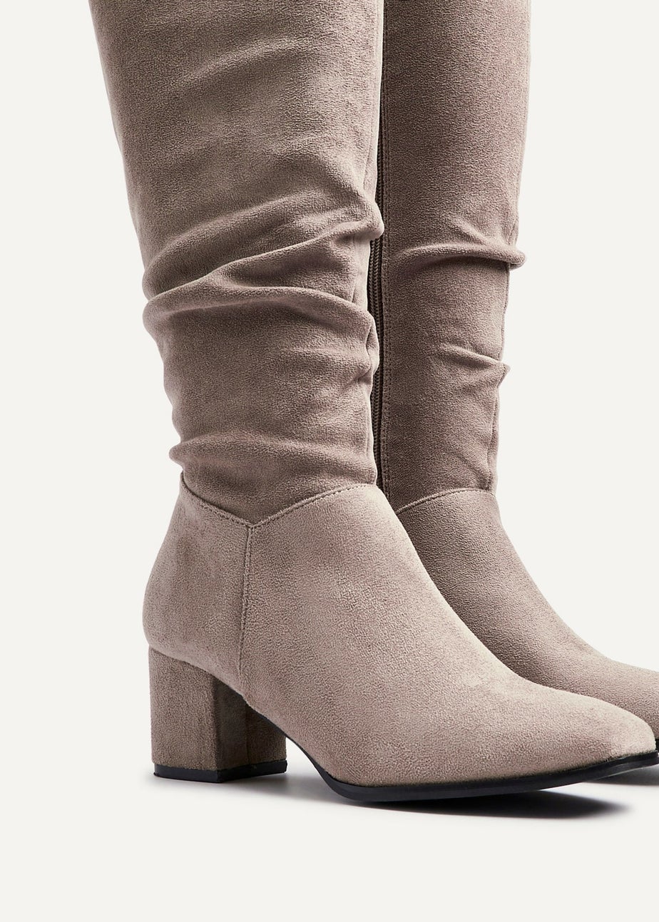 Linzi Margot Mocha Faux Suede Knee High Block Heeled Ruched Boot