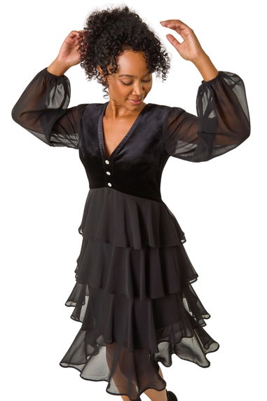 Roman Black Petite Velvet Tiered Midi Stretch Dress