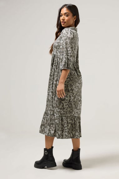 PixieGirl Petite Grey Animal Print Collar Midaxi Dress