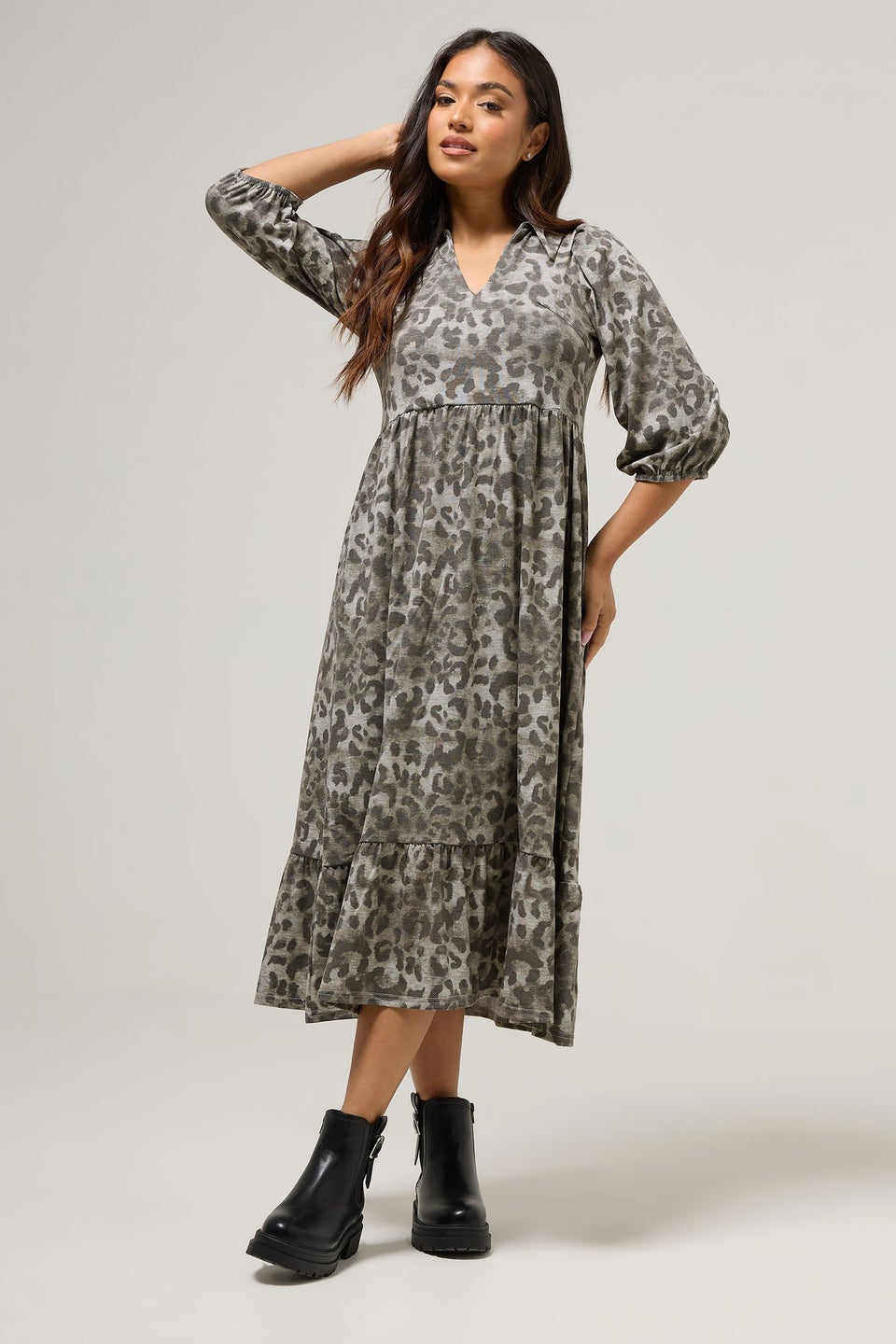 PixieGirl Petite Grey Animal Print Collar Midaxi Dress