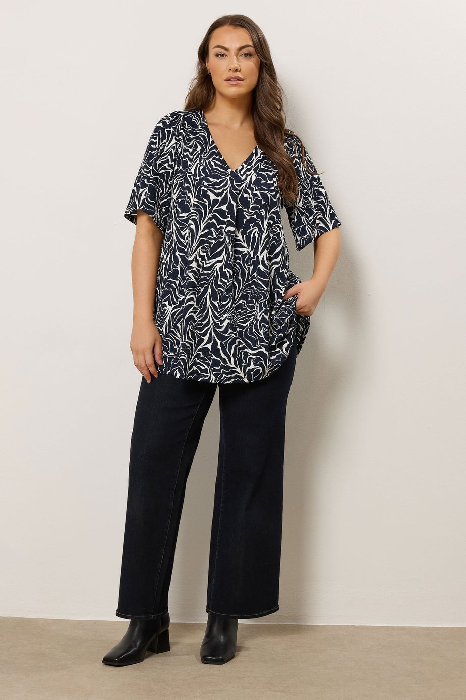 Evans Curve Navy Blue Abstract Floral Pleat Swing Top