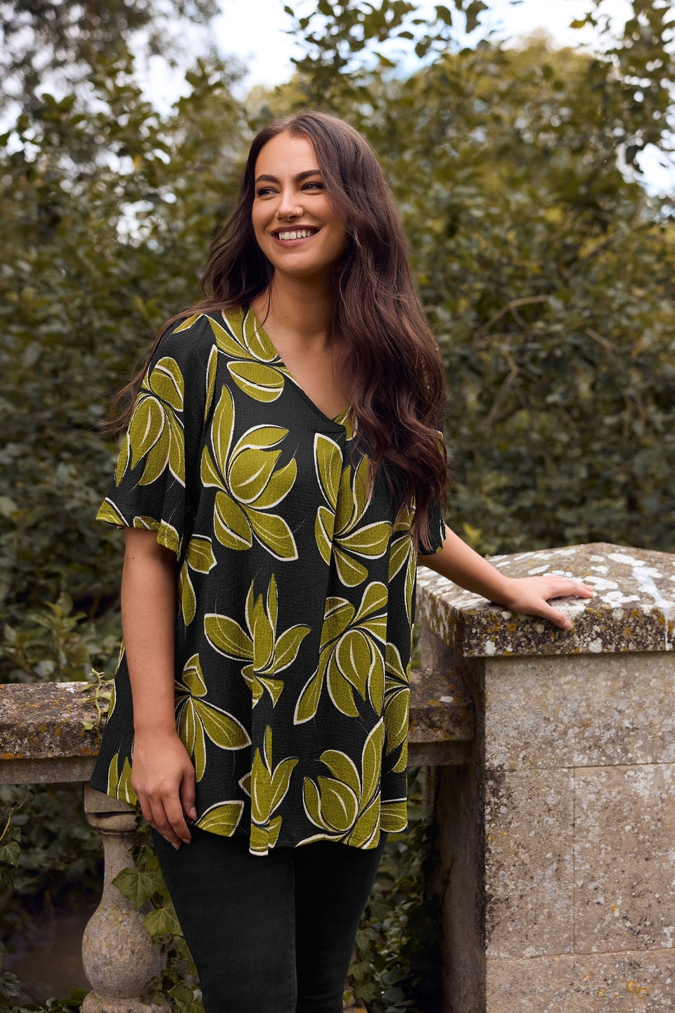 Evans Curve Black Leaf Print Pleat Swing Top