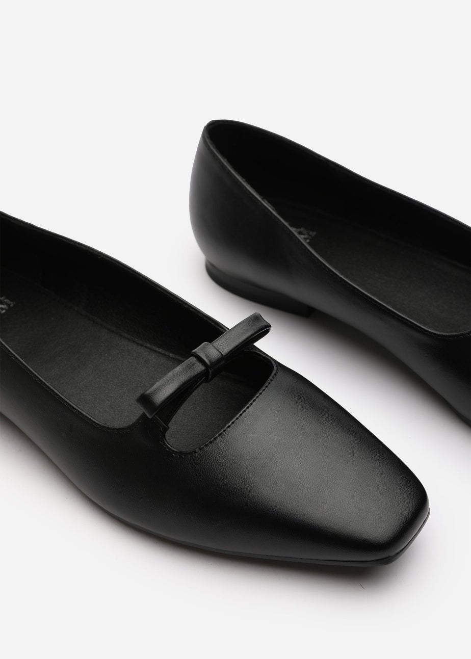 Where's That From Hope Black PU Square Toe Flats
