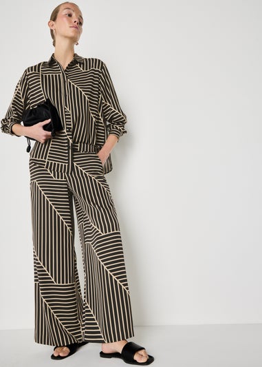 Et Vous Camel Stripe Satin Wide Leg Co Ord Trousers