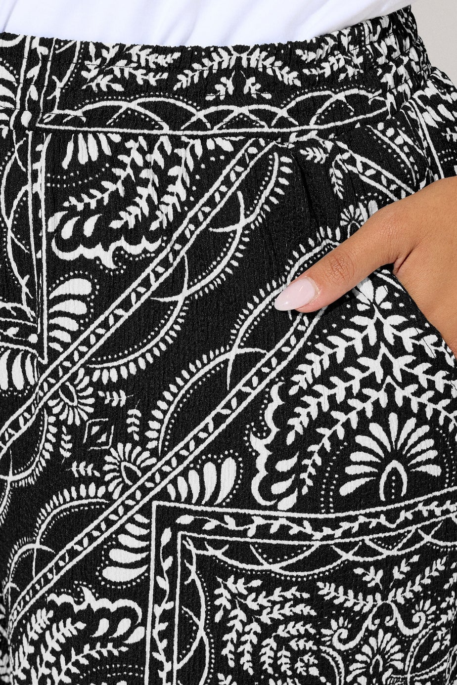 Yours Curve Black Bandana Print Textured Wide Leg Trousers