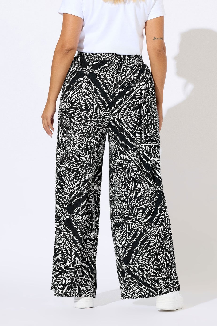Yours Curve Black Bandana Print Textured Wide Leg Trousers
