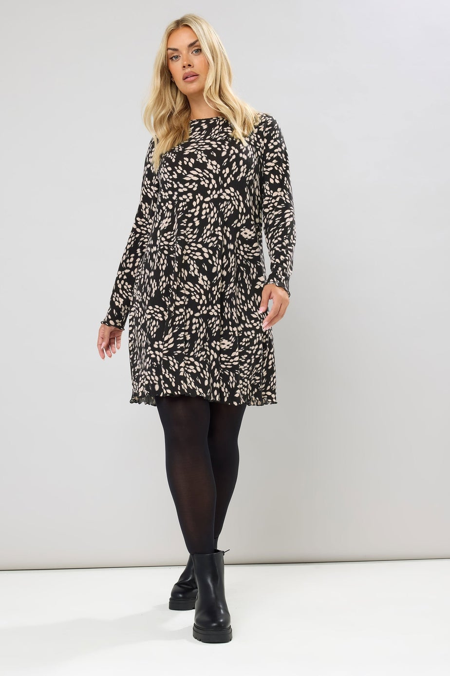 Yours Curve Black Abstract Print Ribbed Tunic Top