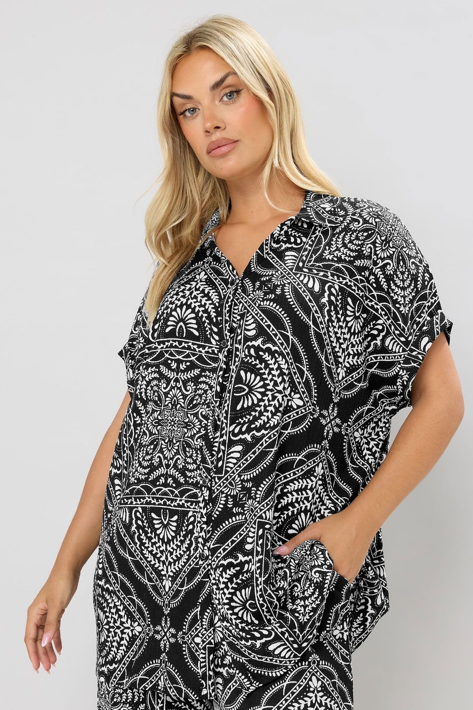 Yours Curve Black & White Bandana Print Textured Shirt