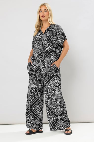 Yours Curve Black & White Bandana Print Textured Shirt