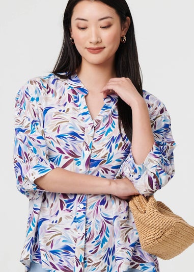 Izabel London Blue Abstract Curve Hem 3/4 Sleeve Shirt