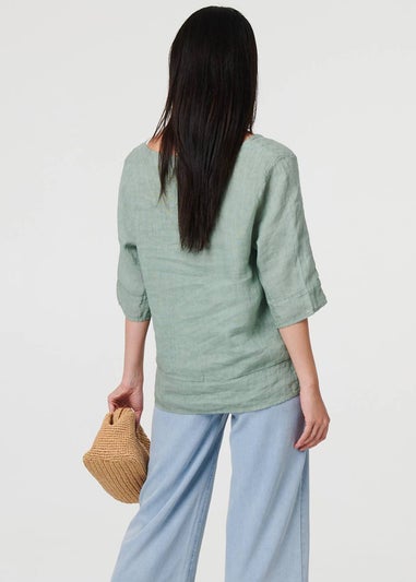 Izabel London Sage Button Detail 3/4 Sleeve Relaxed Blouse