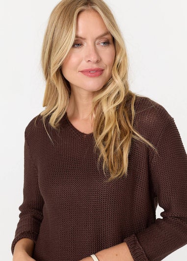 Izabel London Brown Mesh Texture 3/4 Sleeve Relaxed Top