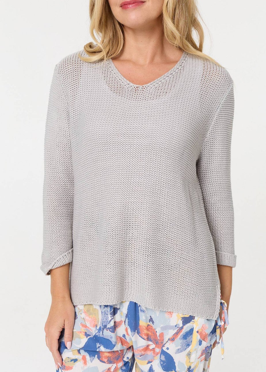 Izabel London Silver Mesh Texture 3/4 Sleeve Relaxed Top