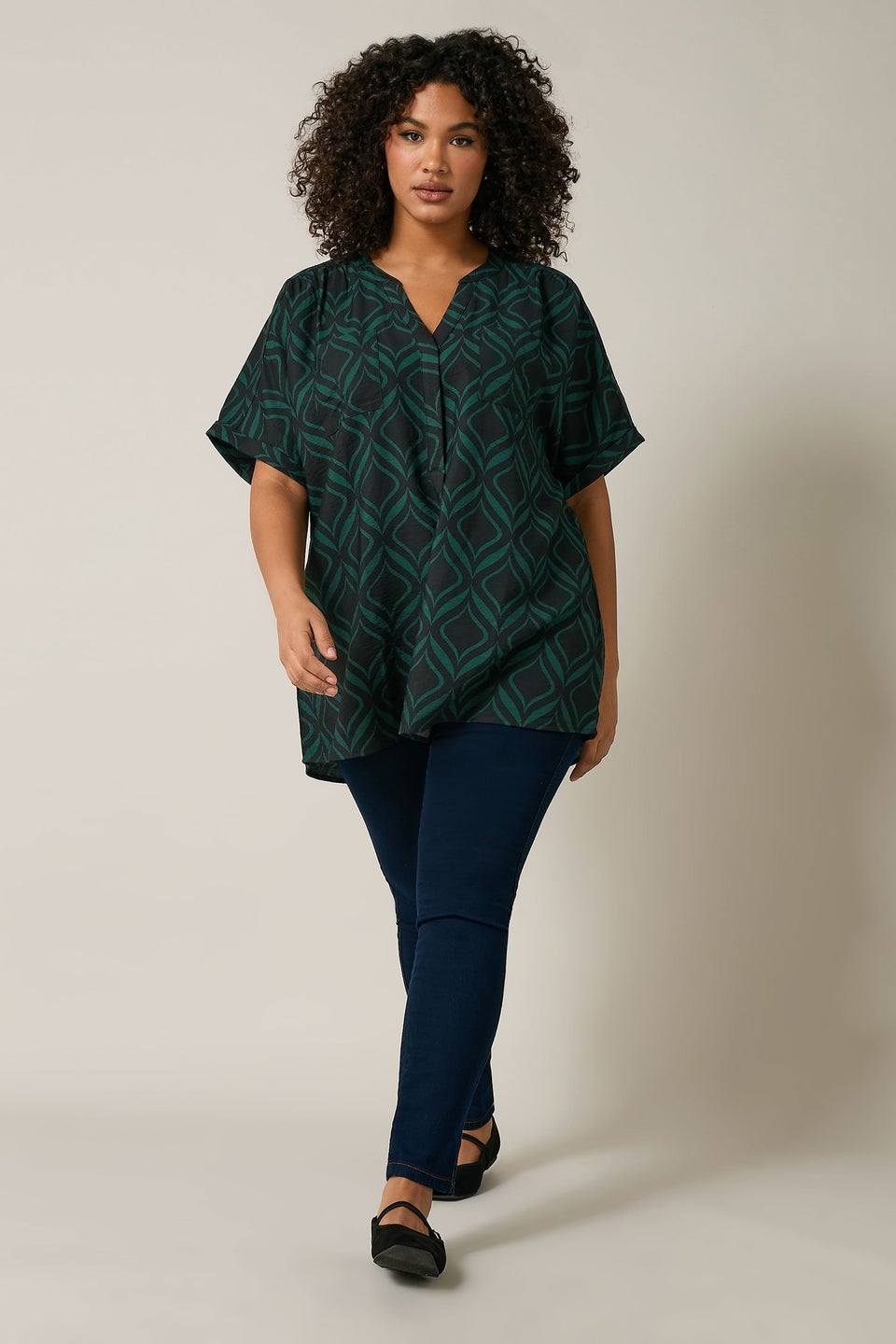 Evans Curve Black & Green Geometric Overhead Utility Shirt