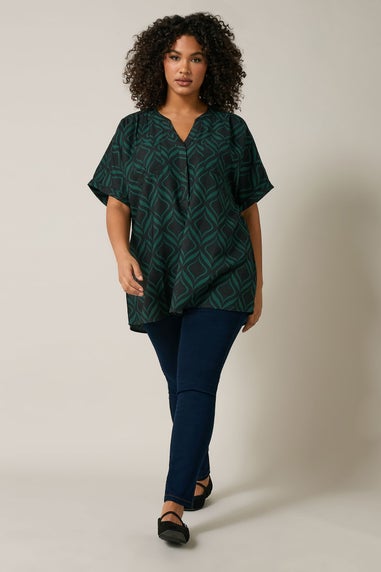 Evans Curve Black & Green Geometric Overhead Utility Shirt