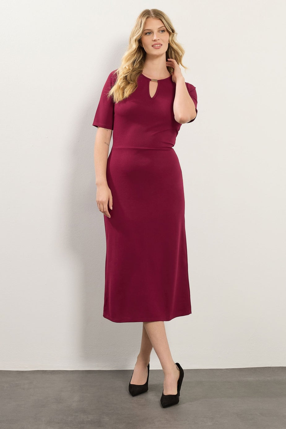 Long Tall Sally Red Keyhole Midi Dress