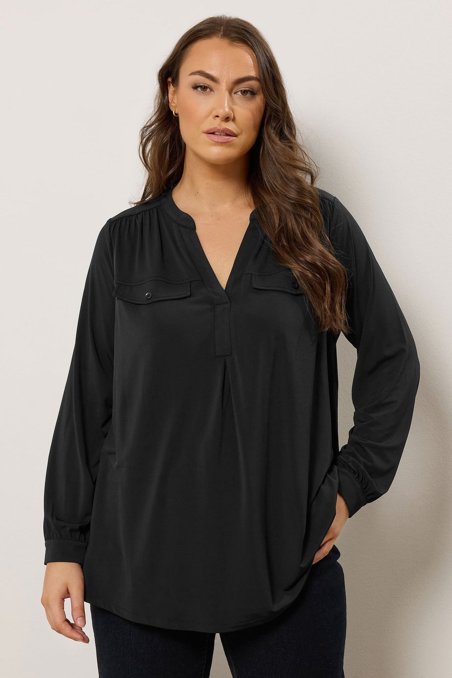 Evans Curve Black Notch Neck Utility Shirt