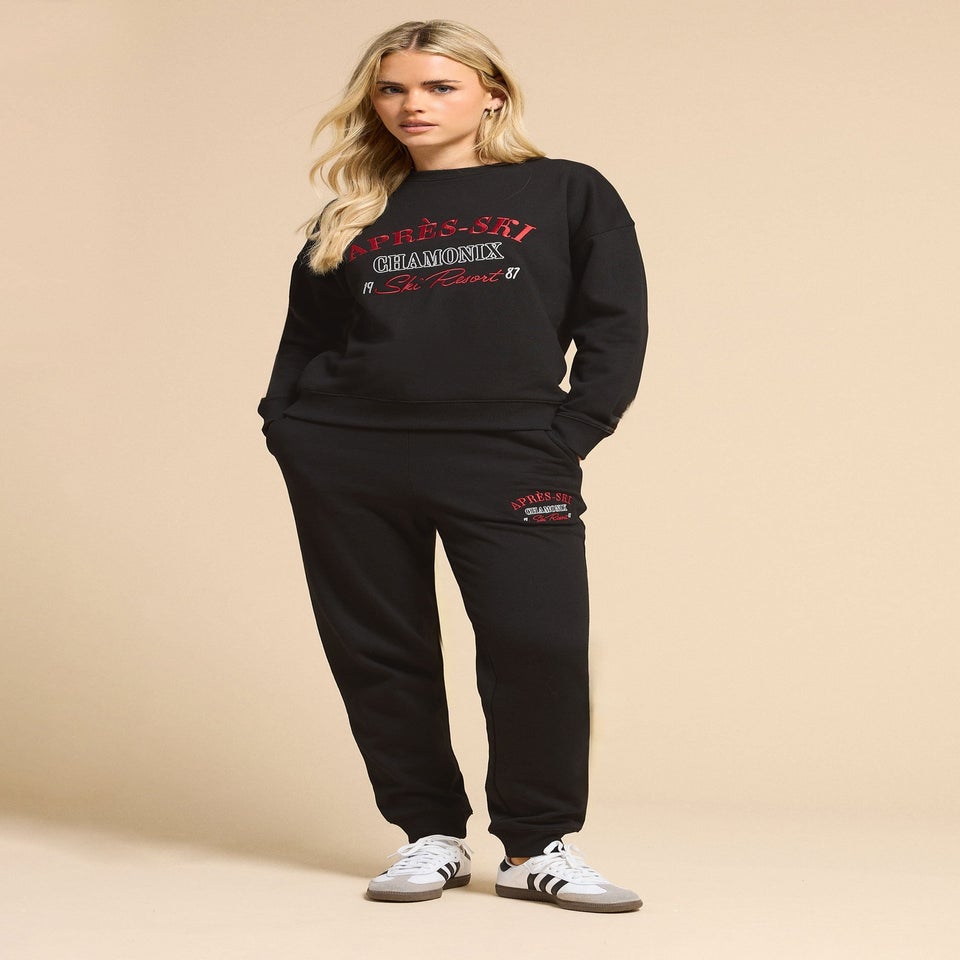PixieGirl Petite Black 'Apres Ski' Slogan Cuffed Jogger
