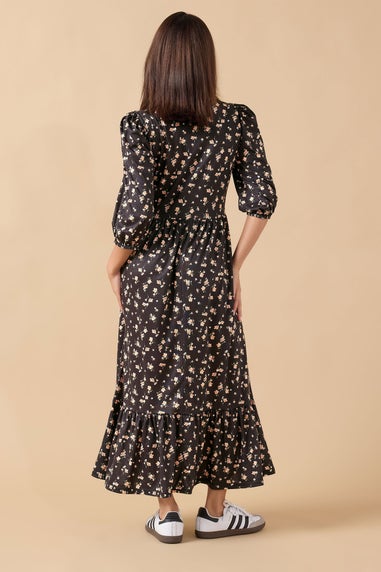 PixieGirl Petite Black Ditsy Tiered Hemline Dress