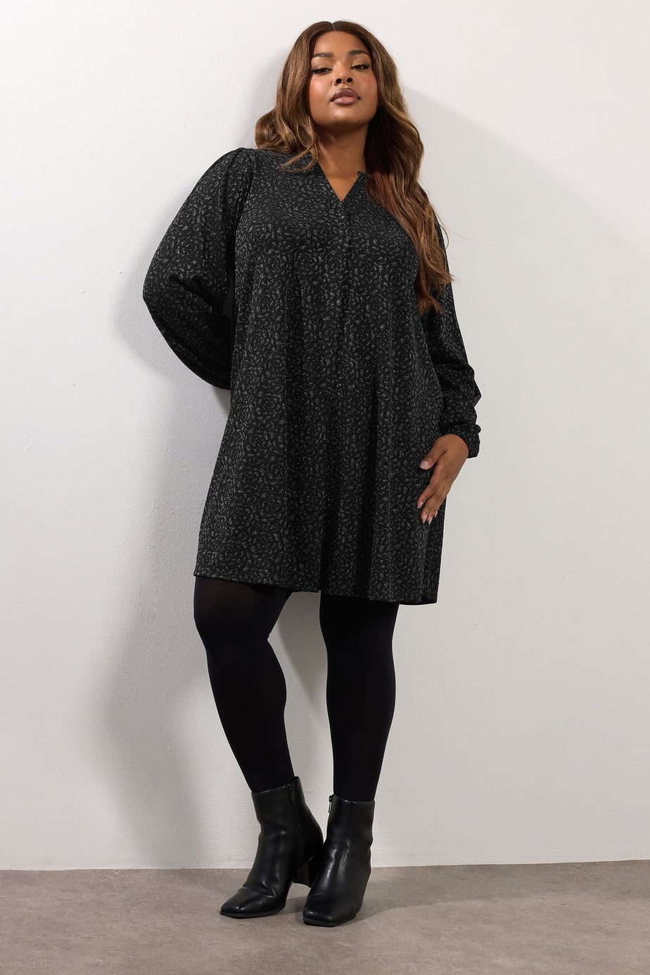 Yours Curve Black Metallic Pleated Mini Dress
