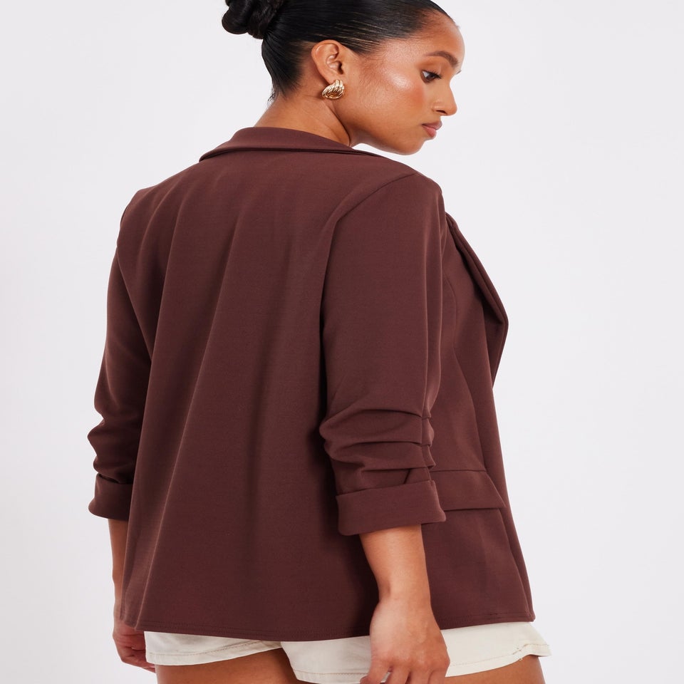 Quiz Brown Petite Ruched Sleeve Blazer