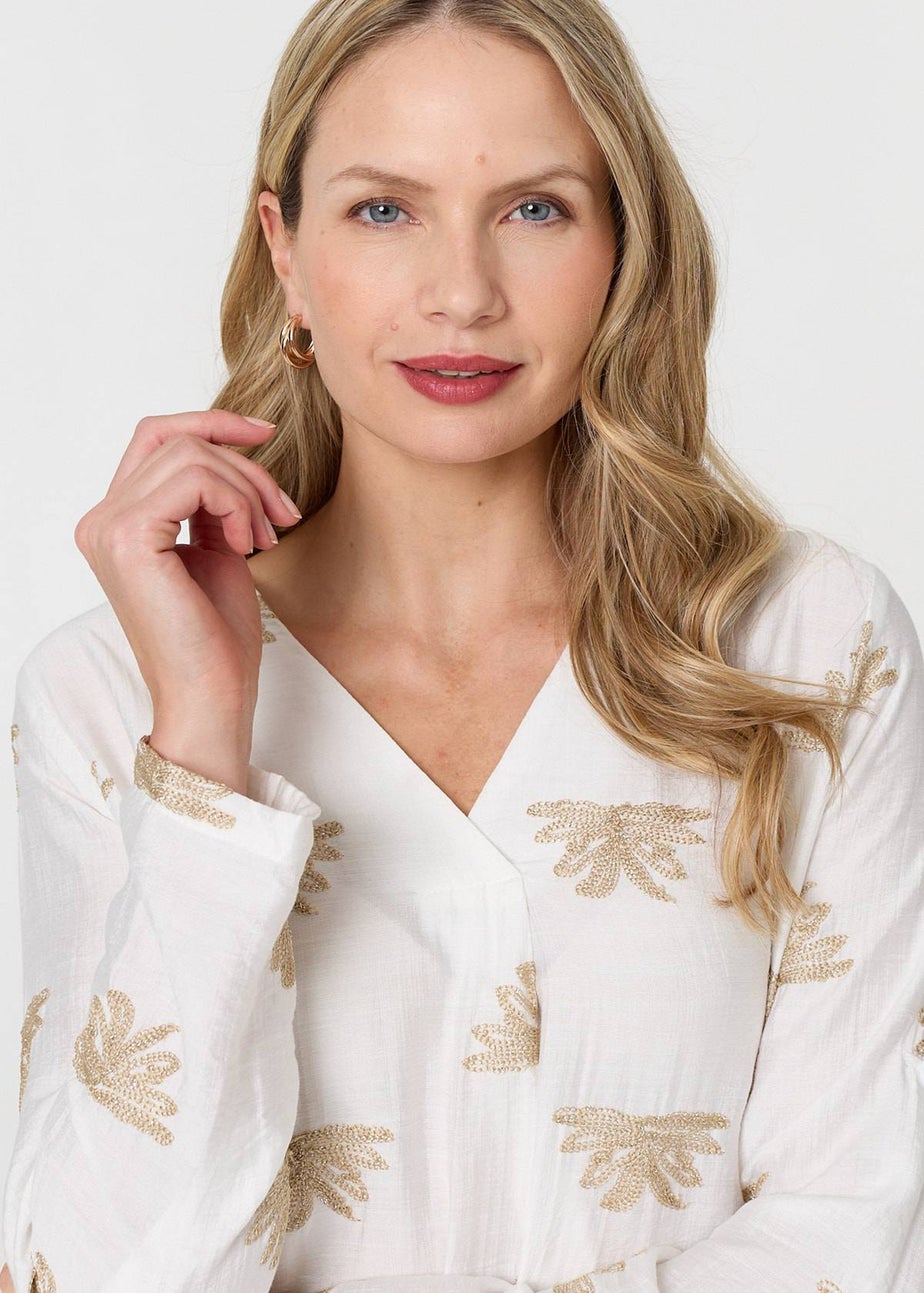 Izabel London White Embroidered Pleat 3/4 Sleeve Blouse