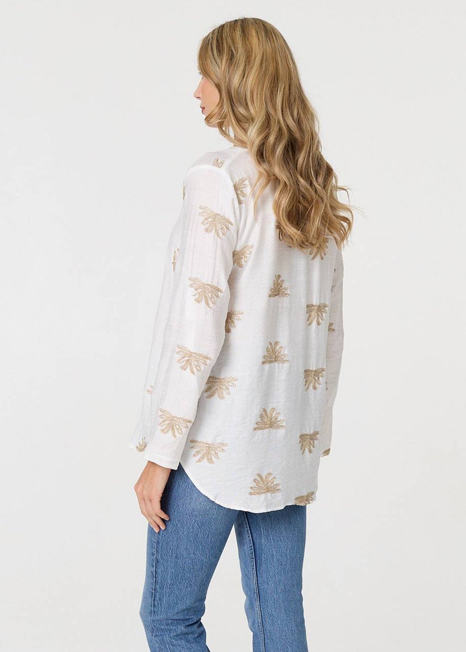 Izabel London White Embroidered Pleat 3/4 Sleeve Blouse