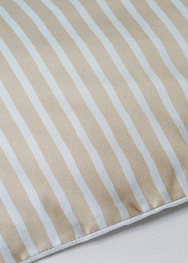 White Boucle Highland Cow Duvet Set