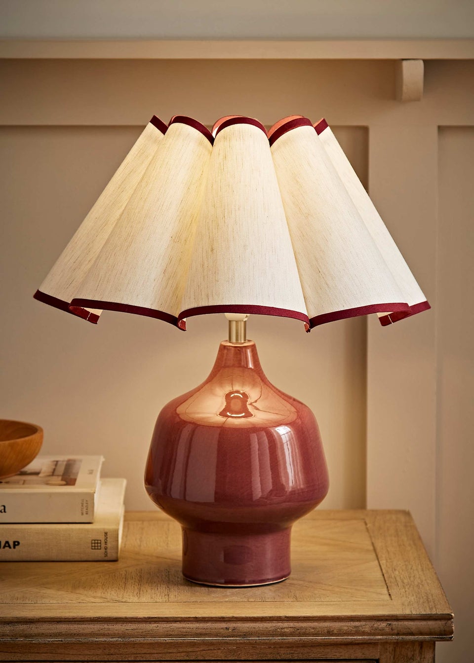 ValueLights Jamie Burgundy Ceramic Table Lamp with Scallop Trim Shade