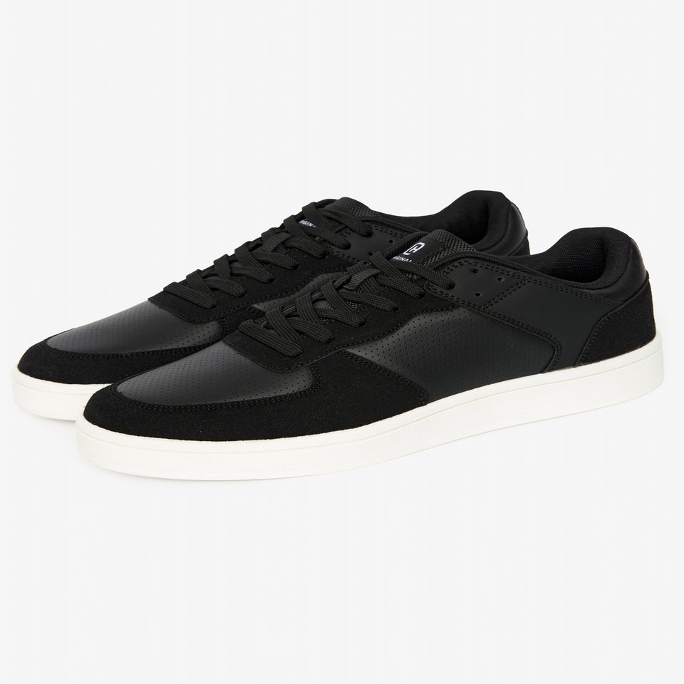 Crosshatch Black/White Avelino Trainers