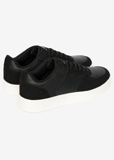 Crosshatch Black/White Avelino Trainers