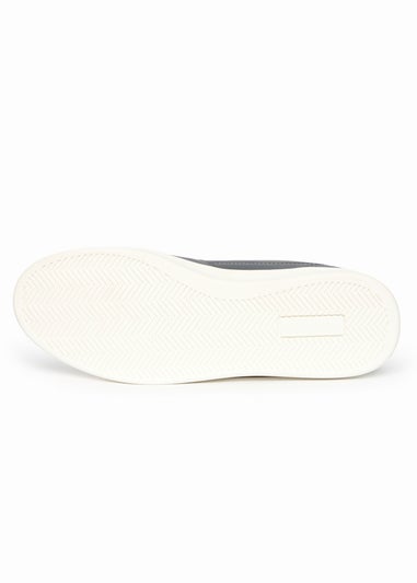 Crosshatch Grey/White Aviemore Trainers