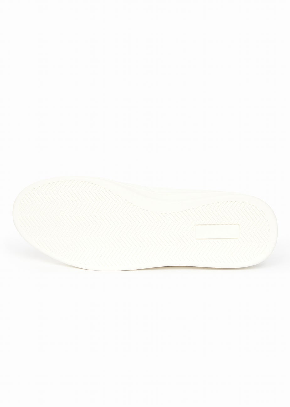 Crosshatch White Aviemore Trainers