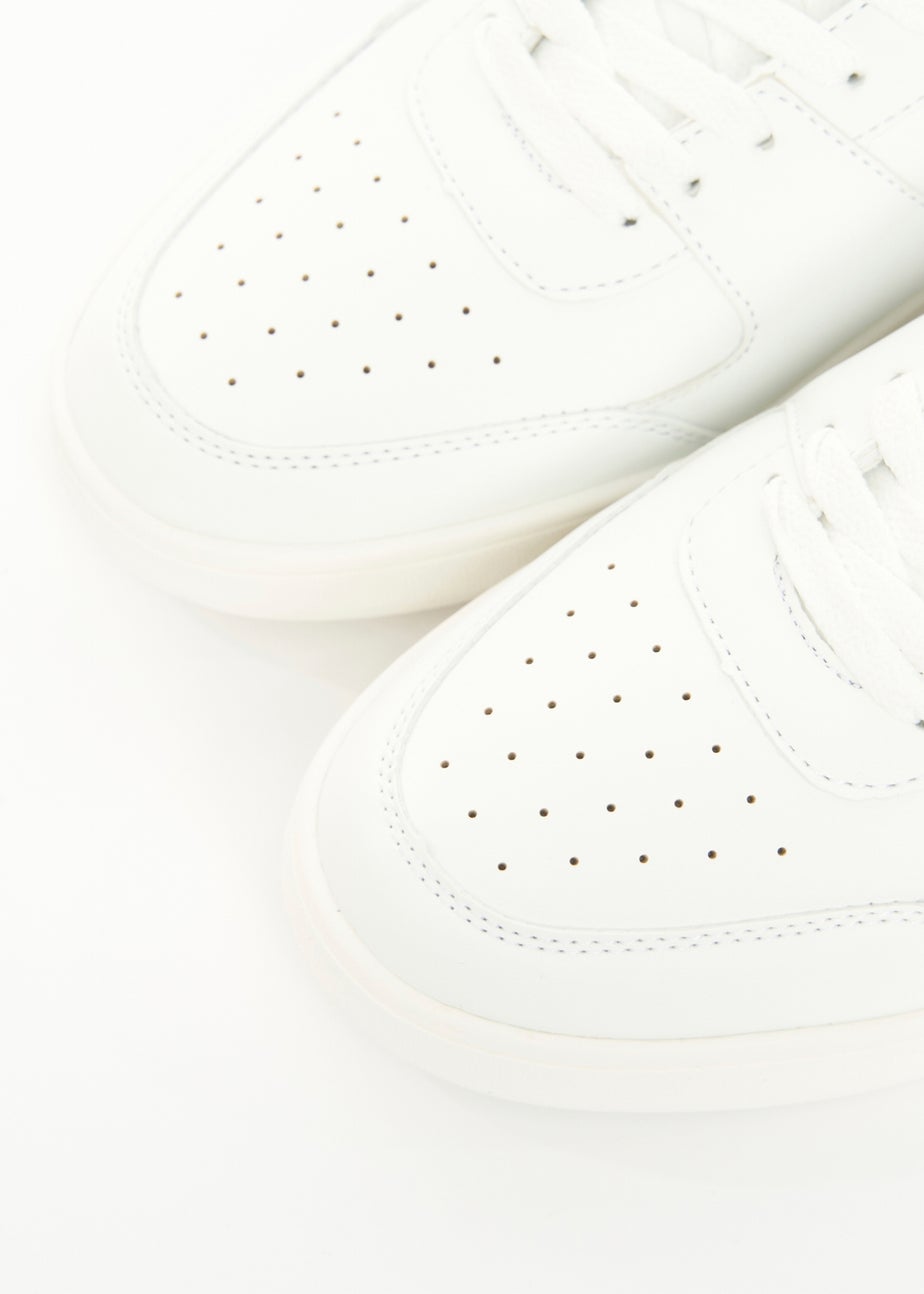 Crosshatch White Aviemore Trainers