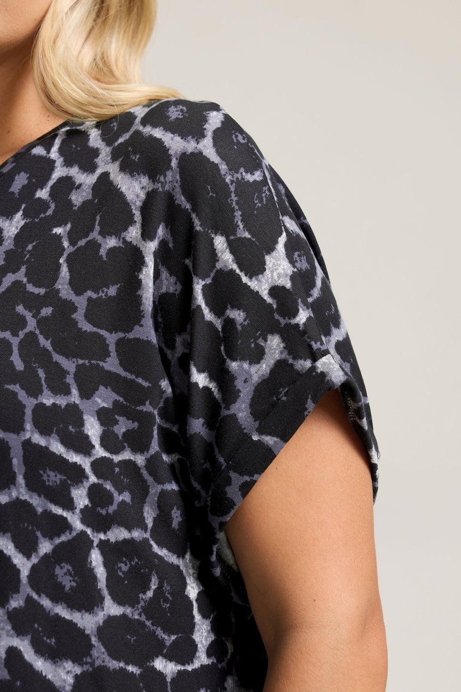 Yours Curve Grey Leopard Print Grown On Sleeve T-Shirt