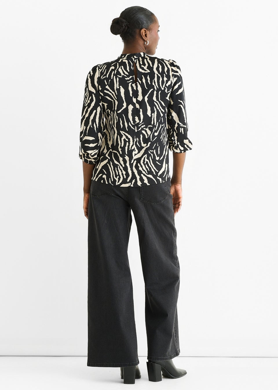 Gini London Black Animal High Neck Satin Blouse