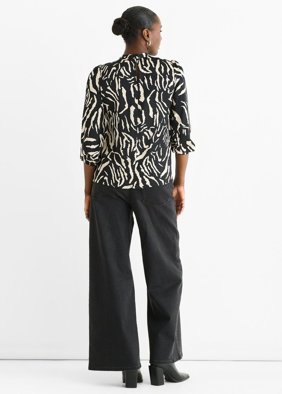 Gini London Black Animal High Neck Satin Blouse