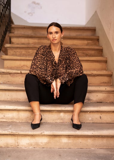 Gini London Brown Chiffon Animal Print Pleated Shift Shirt Blouse