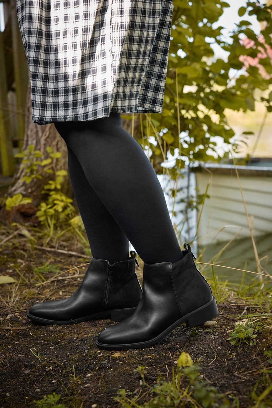Yours Black Faux Leather Metal Trim Ankle Boots In Extra Wide Fit