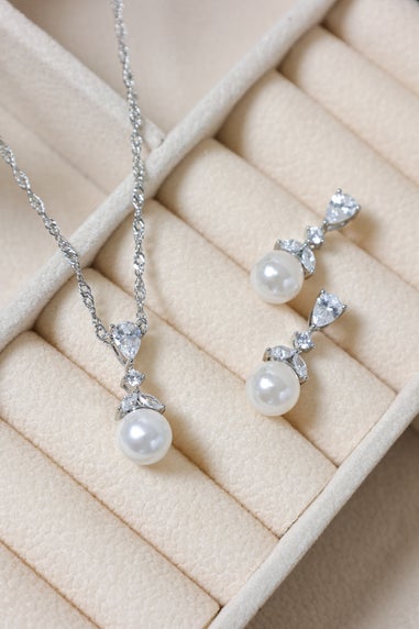 Jon Richard Rhodium Plated Crystal Leaf & Pearl Set Gift Box