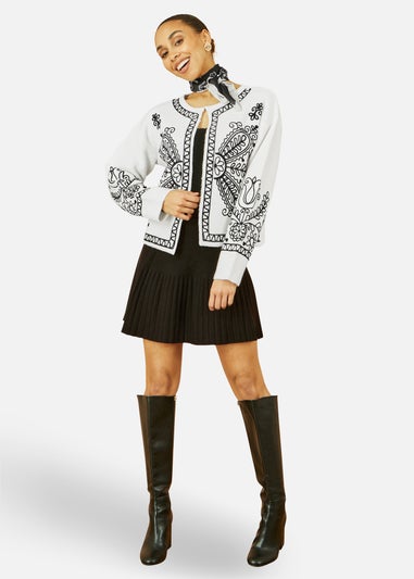 Yumi Ivory Folk Embroidered Edge To Edge Cardigan