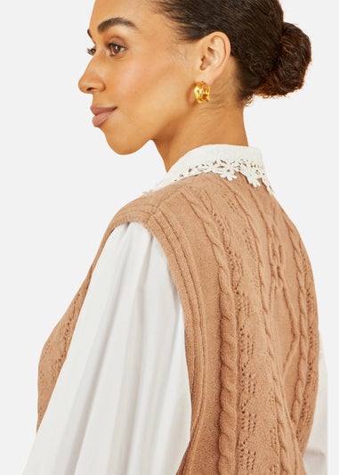 Yumi Camel Flower Cable Knit Tie Side Pullover