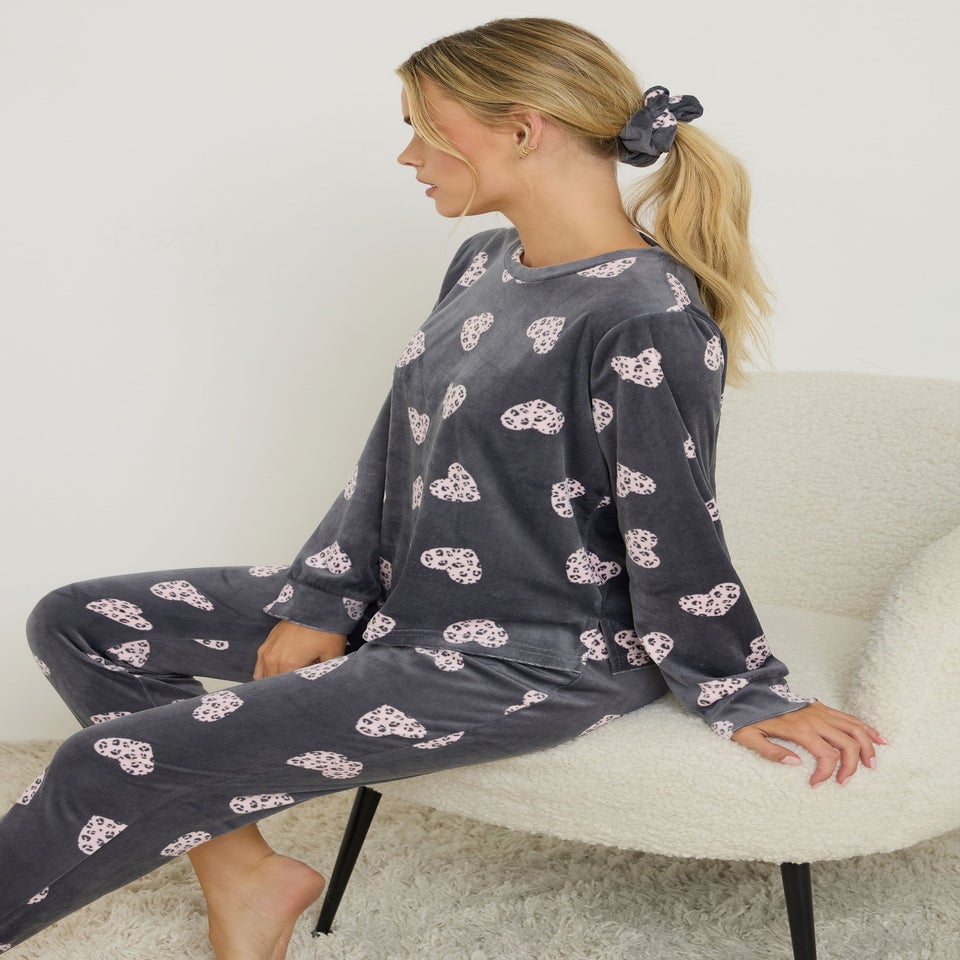 PixieGirl Petite Grey Heart Fleece Pyjama & Scrunchie Set