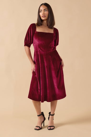 PixieGirl Petite Burgundy Red Square Neck Velvet Dress